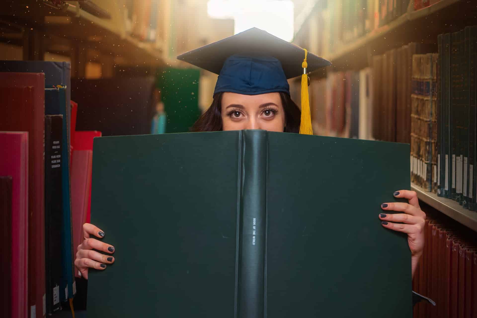 Livre de remise des diplômes