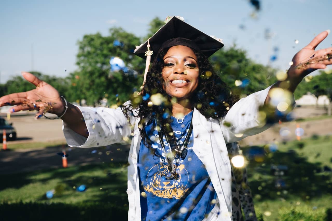 Graduation Confetti