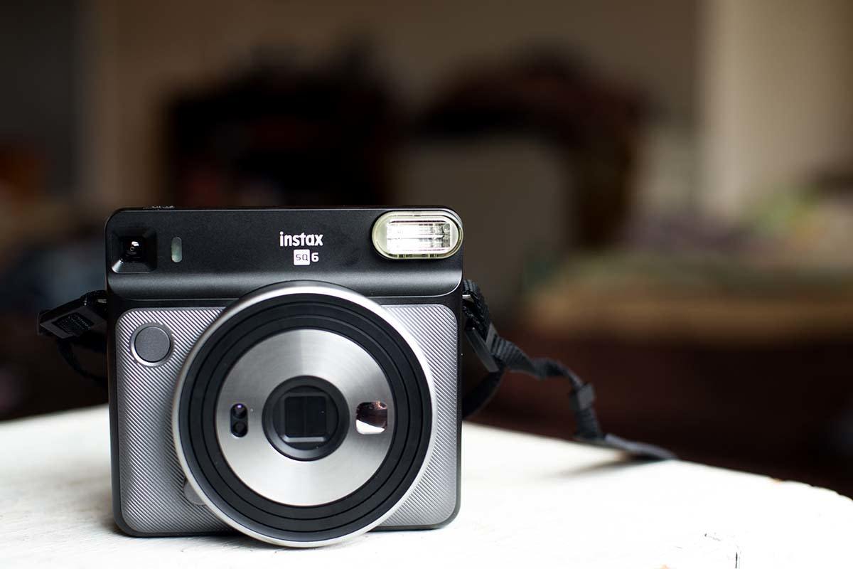 Fujifilm Instax Square SQ6 Tries to Recreate Instant Photography’s Glory Days
