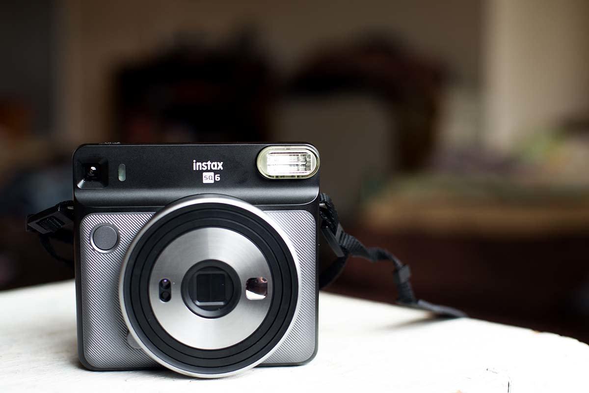 Fujifilm Instax Square SQ6 Tries to Recreate Instant Photography's Glory  Days