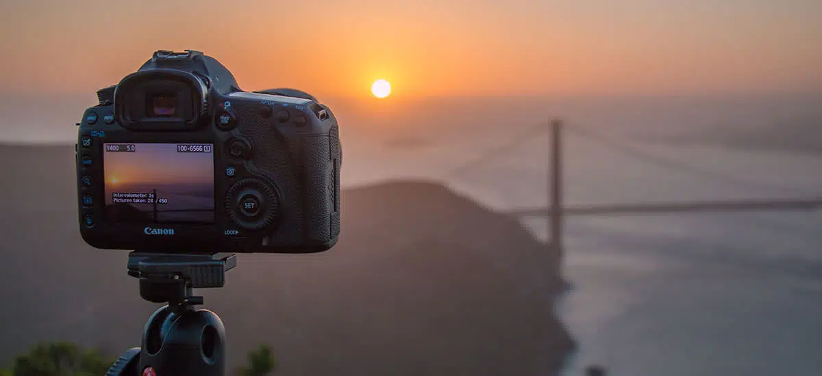 camera-in-sunset-at-golden-gate-bridge