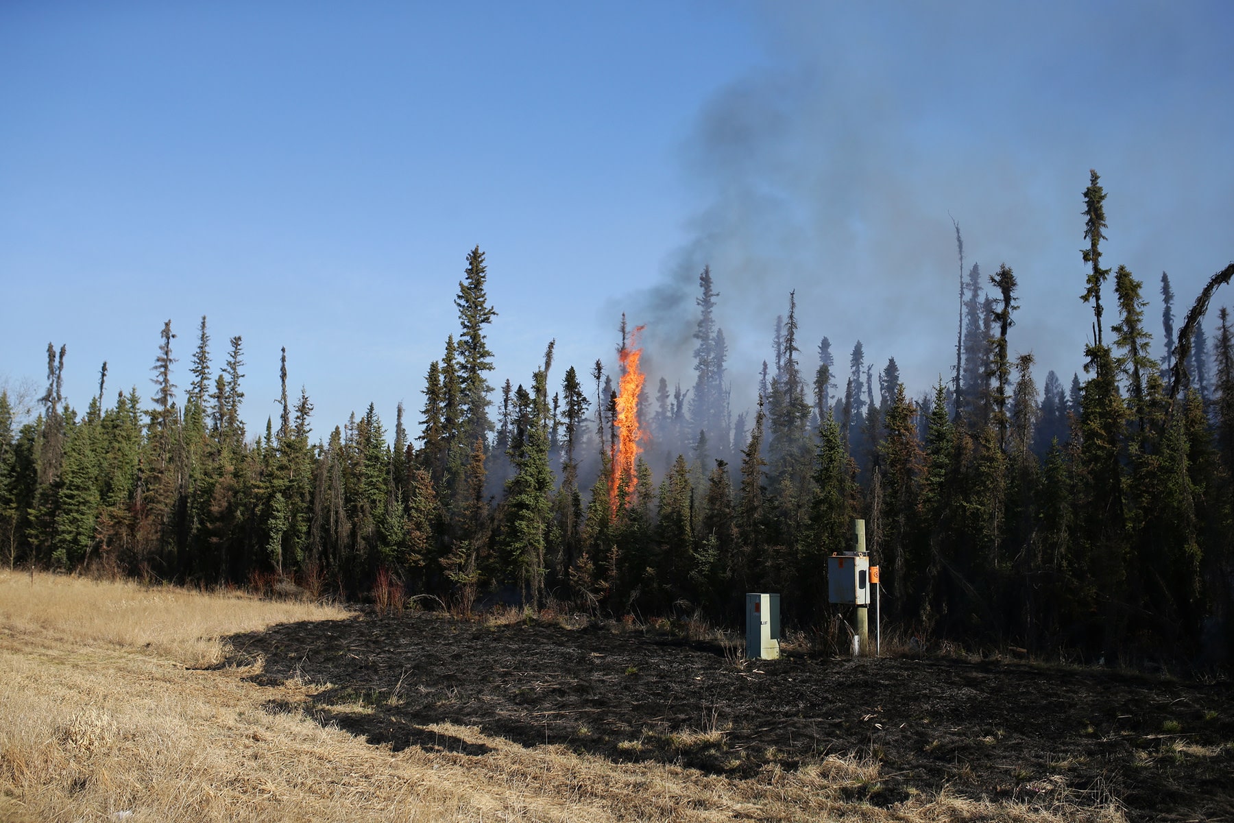 cole-burston-fort-mcmurray-fires-fotography-portfolio-19