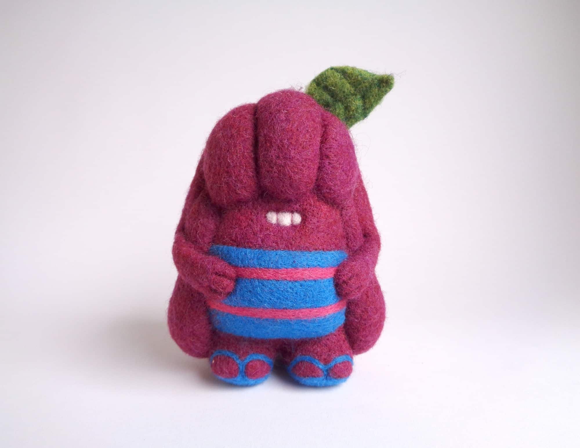 droolwool_plum_toy