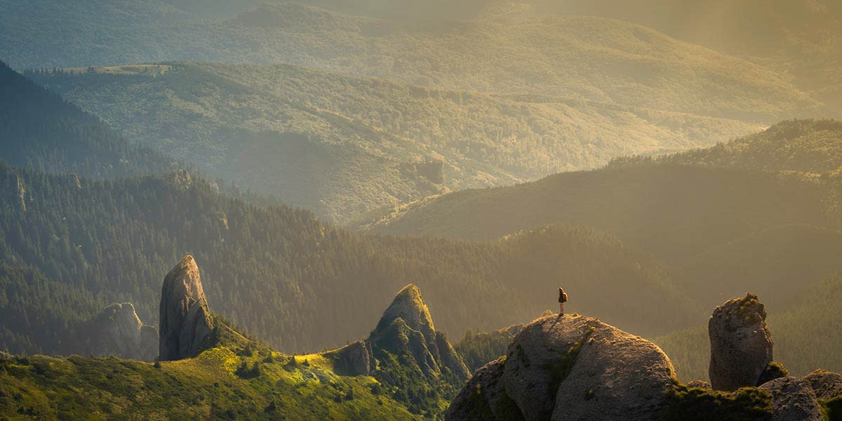 scène de la montagne de forsted capturée avec un filtre à gaz