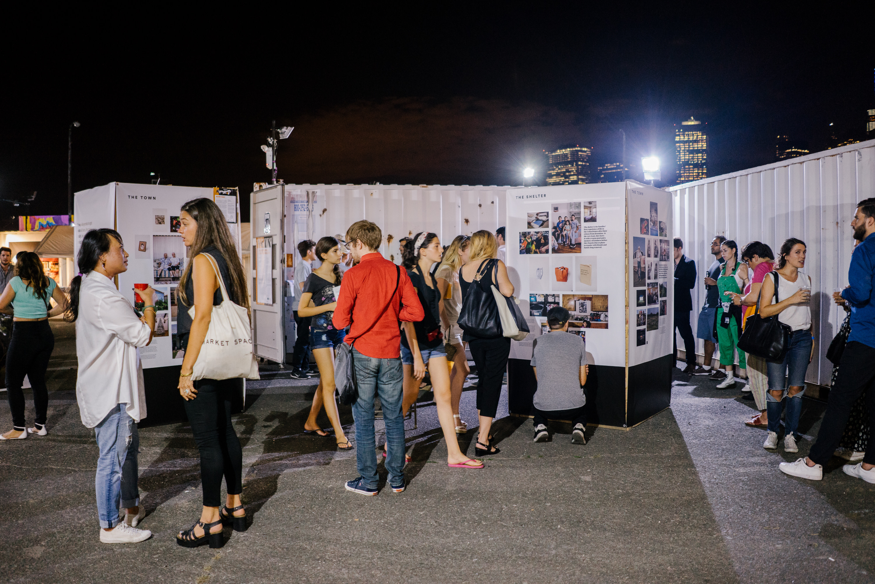 photoville-installation-black-box-1