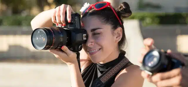 Jessica Lehrman vive una vida salvaje como fotógrafa documental