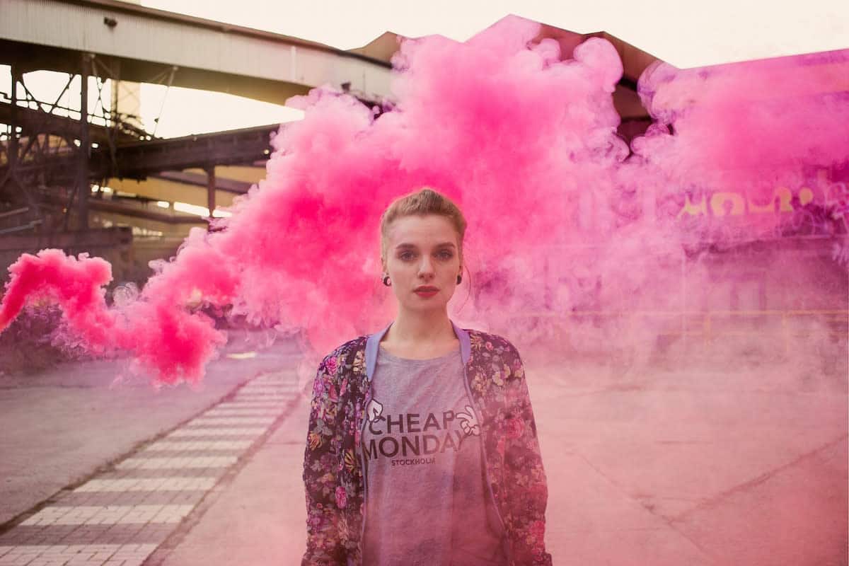 Fond D'écran De La Bombe Fumigène Rose Fond D'écran De La Bombe Fumigène  Fond D'effets De La Bombe Fumigène Rose