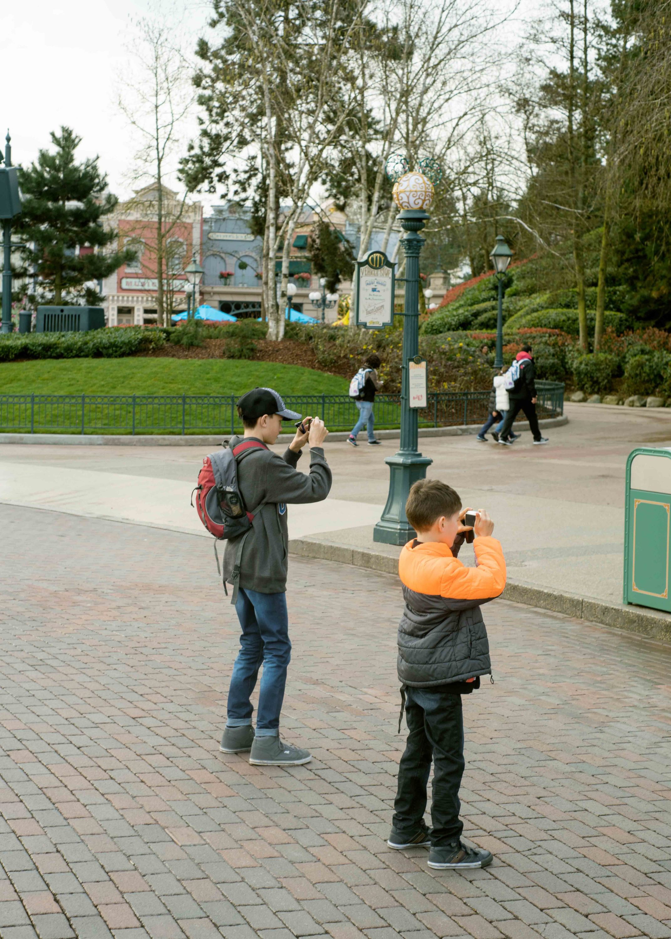 raymond-rojas-disneyland-fotos-6