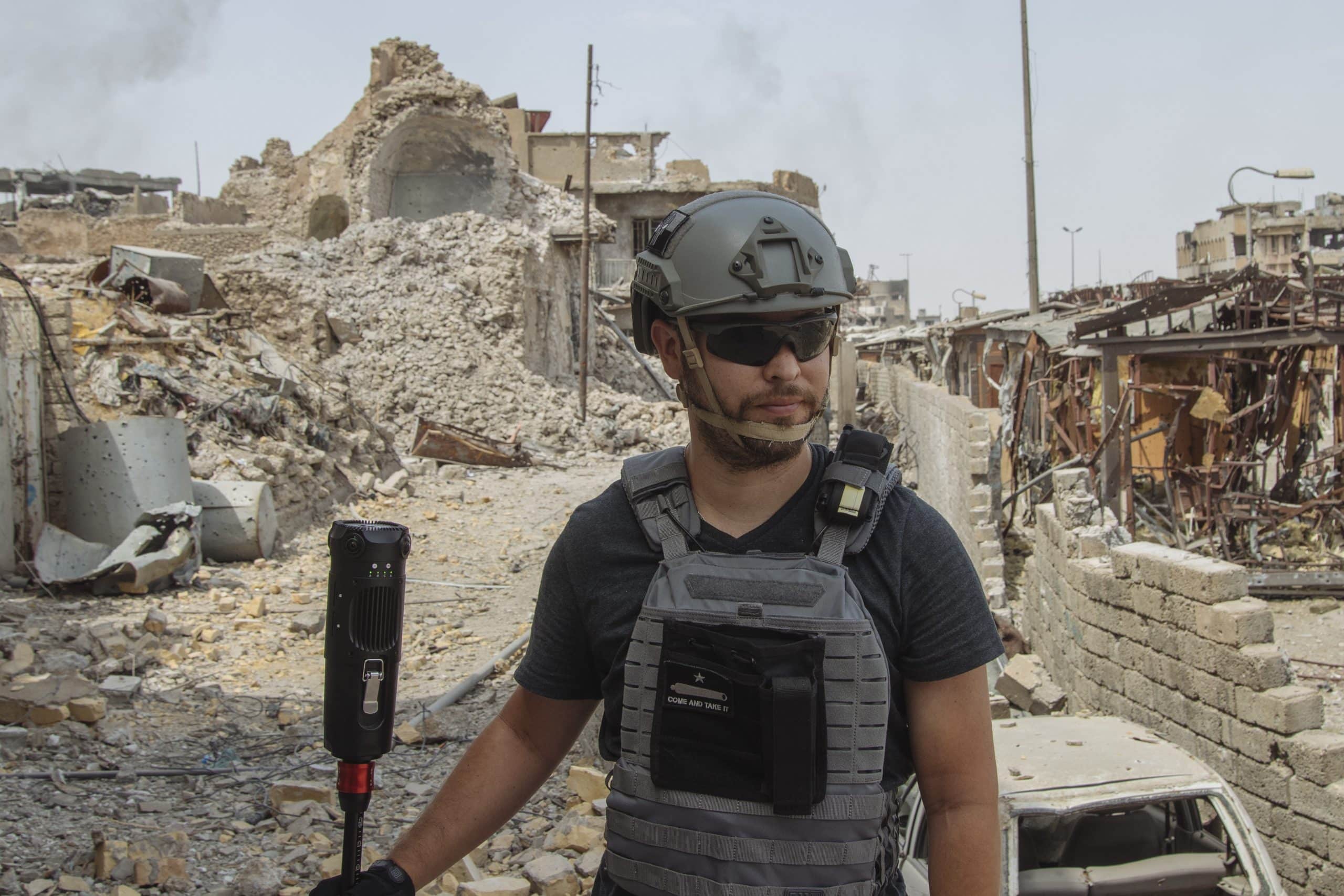 Le cinéaste VR qui tourne dans des zones de guerre active