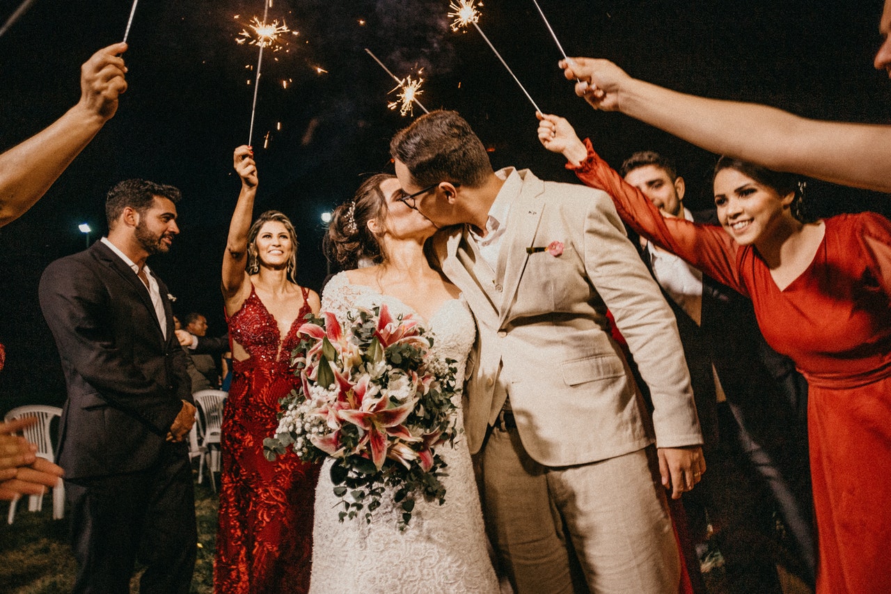 fotografía de bodas, besos y acontecimientos