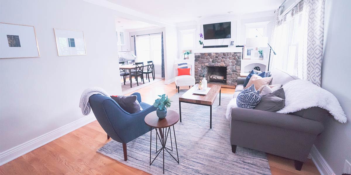 wide-angle-shot-of-a-living-room-real-estate-photography